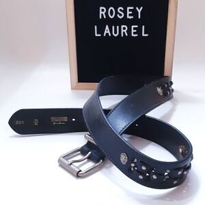 Vintage VERSUS Versace Leather Belt w Lion Heads